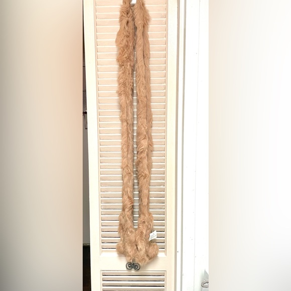 RABBIT SCARF AND MITTENS ATTACHED ITS A ONE TIME DESIGN STYLISH AND WARM 80”L - Picture 2 of 10